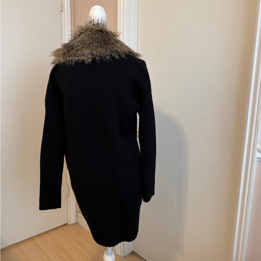 Cynthia Rowley Black Coat with Faux Fur Collar - Picture 6 of 11